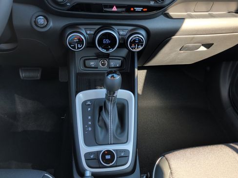 New 2026 Hyundai Venue SEL image 20