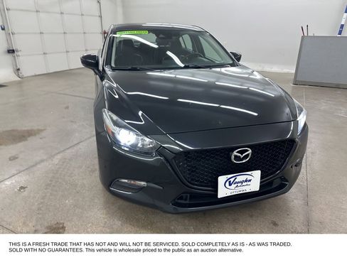 Used 2017 MAZDA MAZDA3 Touring image 3