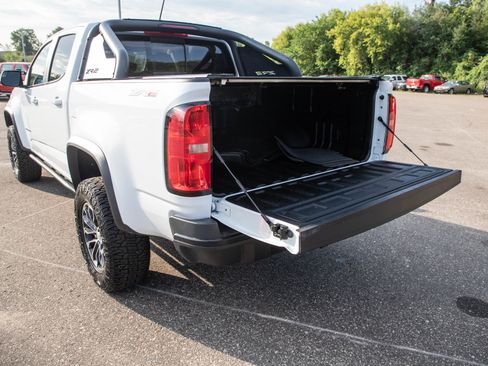 Used 2022 Chevrolet Colorado ZR2 AWD/4WD image 11