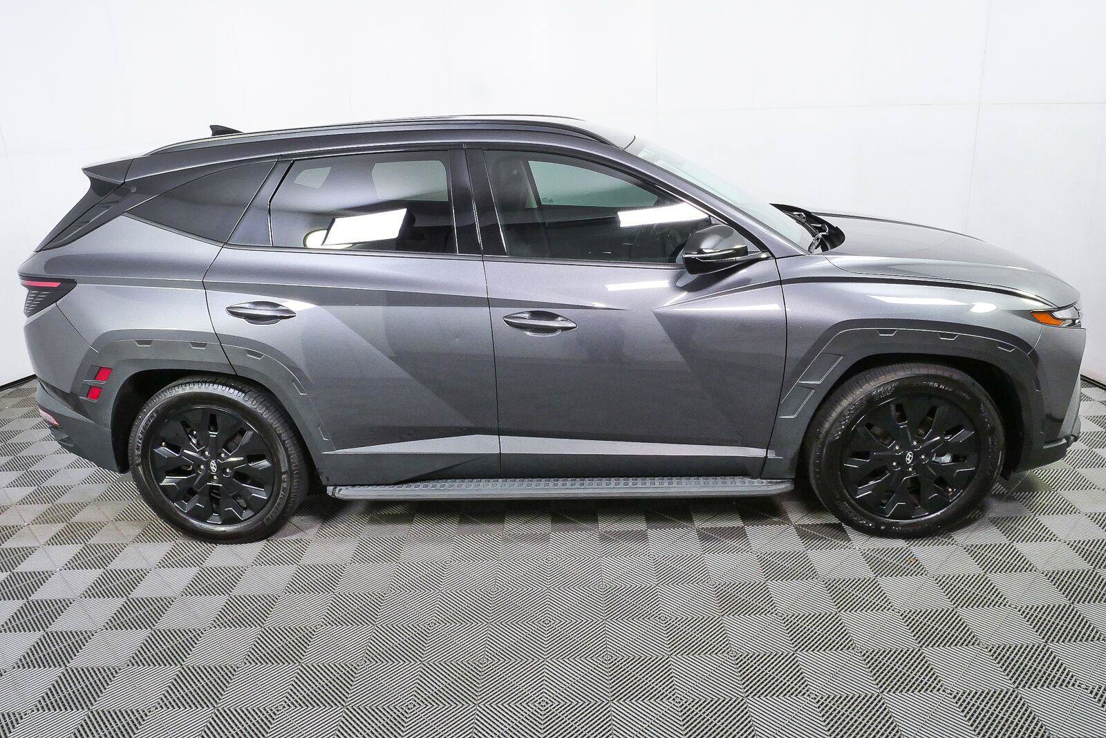 Used 2023 Hyundai Tucson XRT FWD image 2