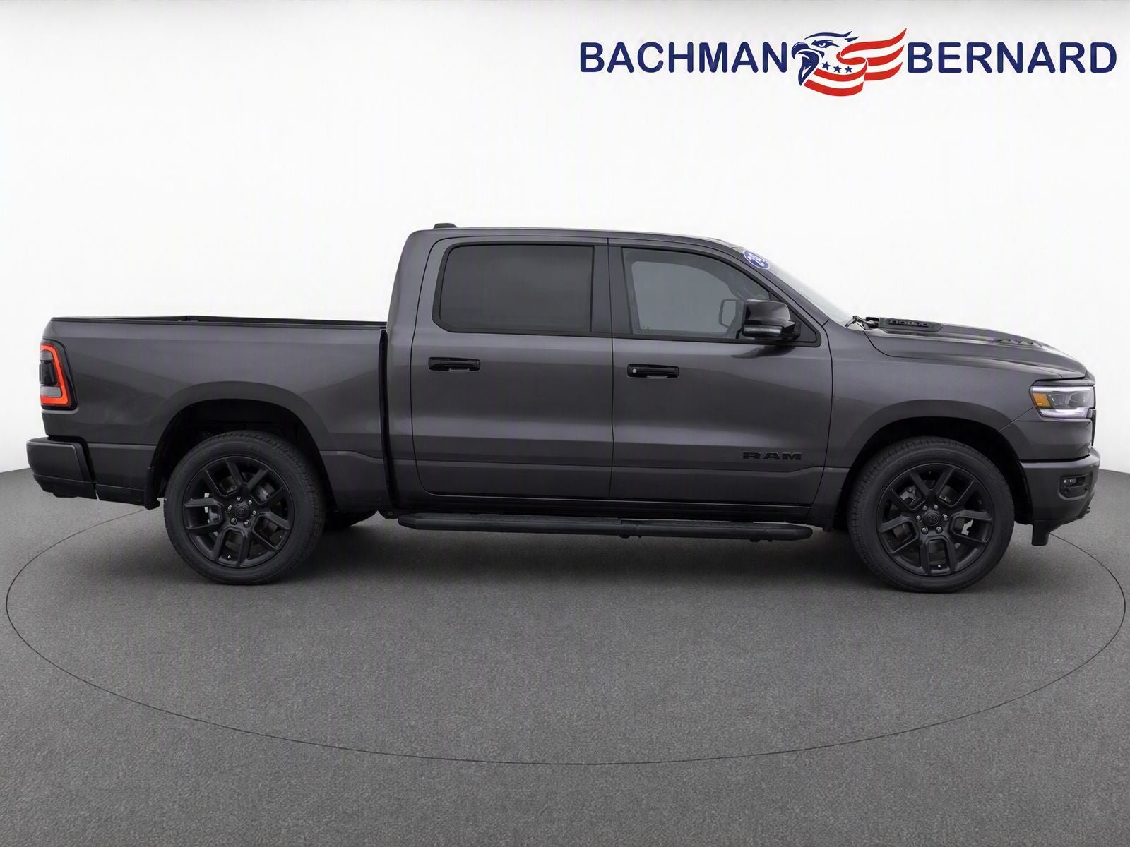 Used 2024 RAM 1500 Laramie AWD/4WD image 8
