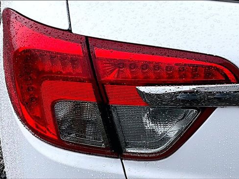 Used 2017 Buick Envision Essence image 27