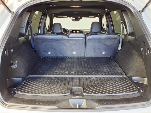 Used 2023 Honda Passport EX-L image 9