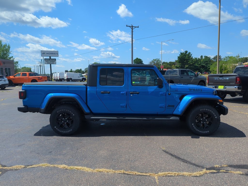 Used 2021 Jeep Gladiator Sport AWD/4WD image 7