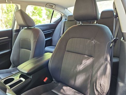 Used 2023 Nissan Altima 2.5 SV FWD image 22