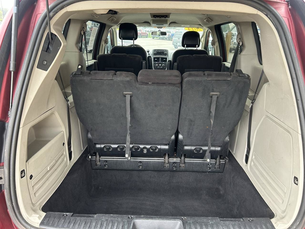 Used 2014 Dodge Grand Caravan SXT FWD image 19