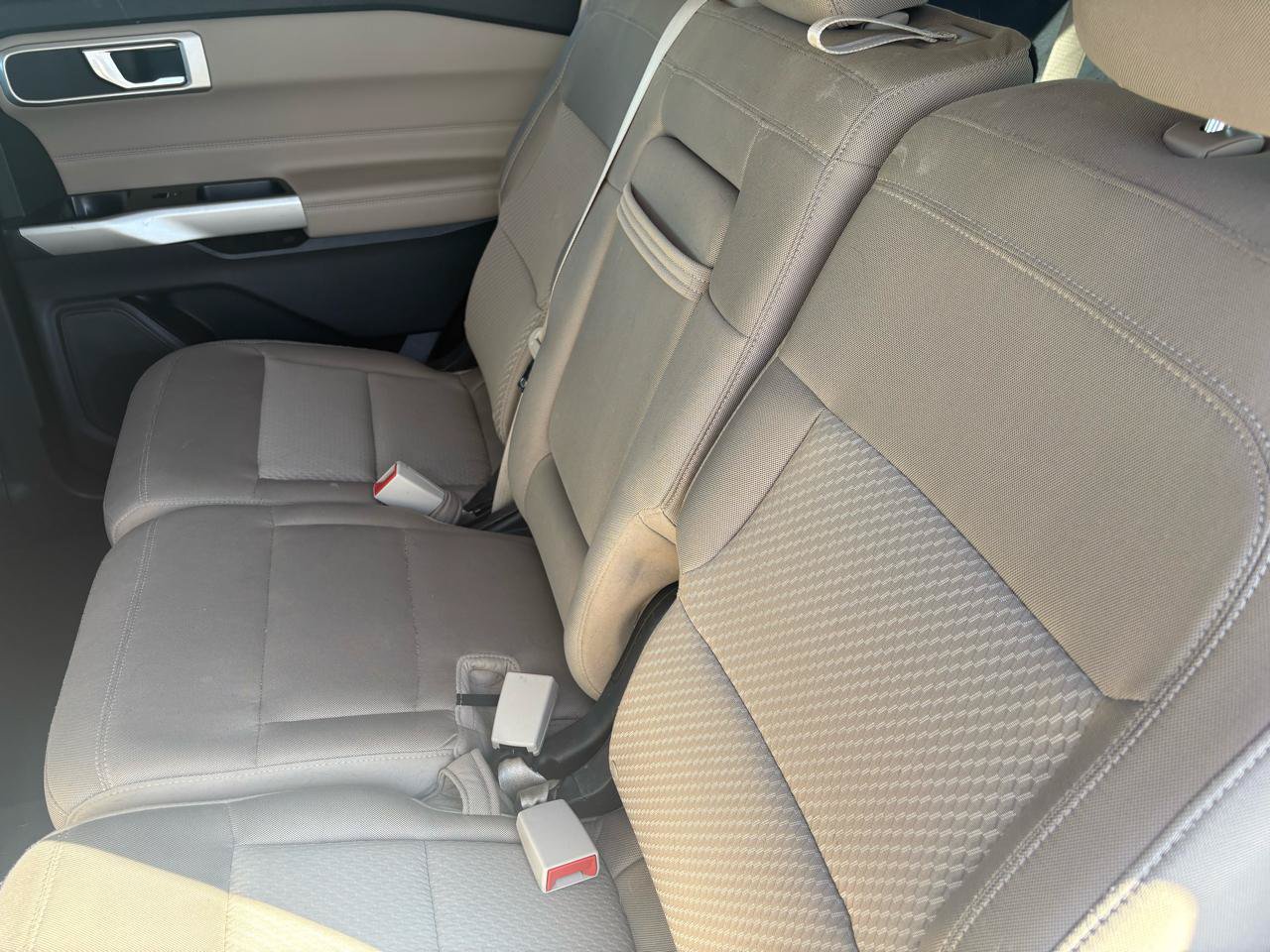 Certified 2022 Ford Explorer XLT RWD image 32