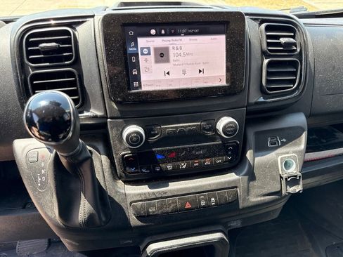 Used 2023 RAM ProMaster 2500 FWD image 22