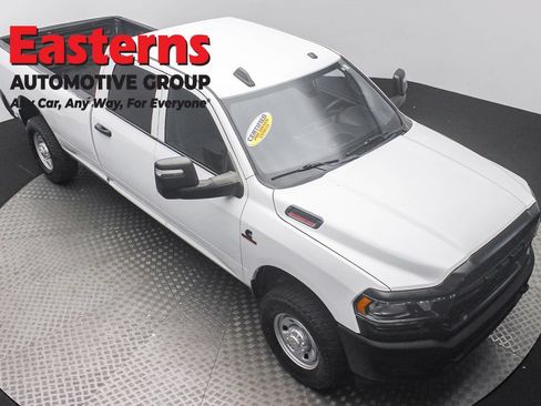 Used 2023 RAM 2500 Tradesman AWD/4WD image 3