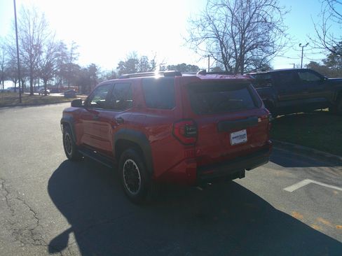 Used 2025 Toyota 4Runner TRD Off-Road image 9