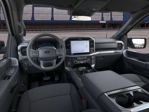 New 2026 Ford F150 XLT w/ XLT Black Appearance Package AWD/4WD image 9
