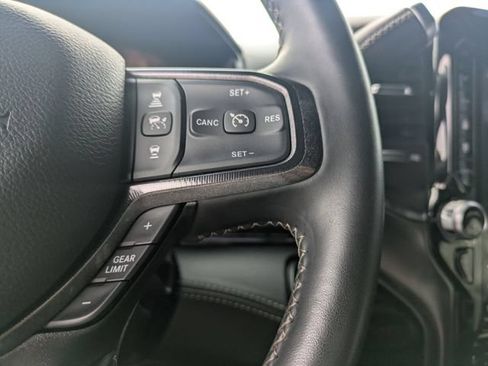 Used 2024 RAM 3500 Limited AWD/4WD image 31