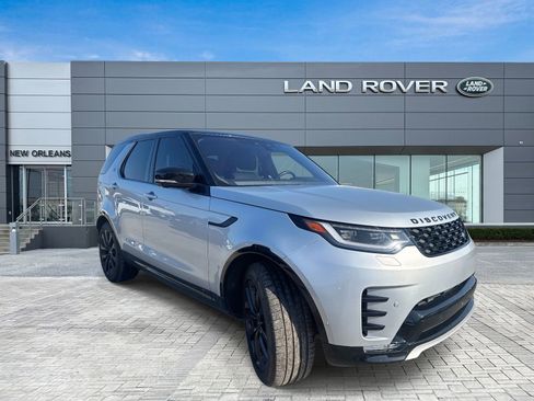 Used 2022 Land Rover Discovery S R-Dynamic image 5