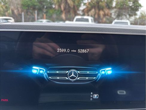 Used 2020 Mercedes-Benz GLE 450 4MATIC w/ AMG Line Exterior image 26