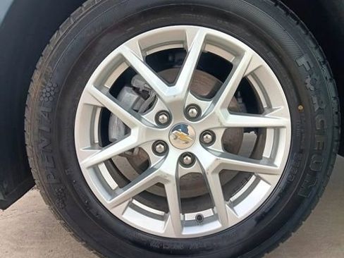 Used 2024 Chevrolet Equinox LT image 22