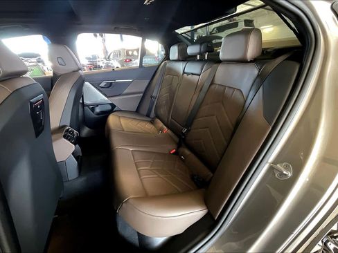 Certified 2025 BMW 530i 530i w/ Premium Package image 19