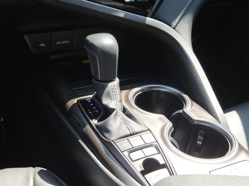 Used 2024 Toyota Camry XSE w/ Navigation Package FWD image 34