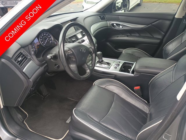Used 2019 INFINITI Q70 Luxe RWD image 8