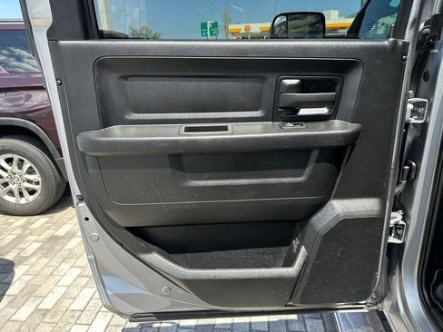 Used 2022 RAM 3500 Tradesman w/ Chrome Appearance Group AWD/4WD image 35