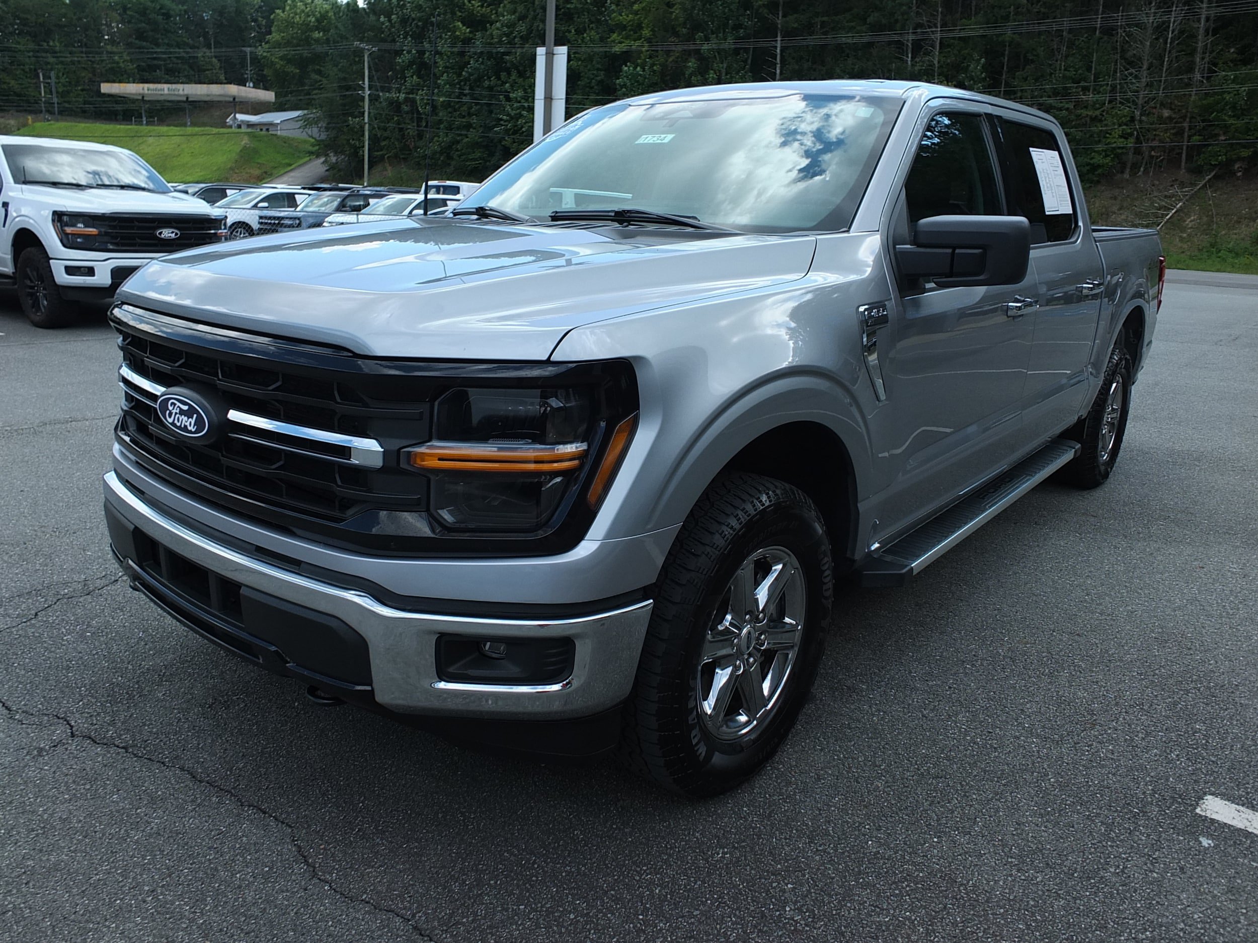 Used 2025 Ford F150 XLT w/ Equipment Group 301A Standard AWD/4WD image 7
