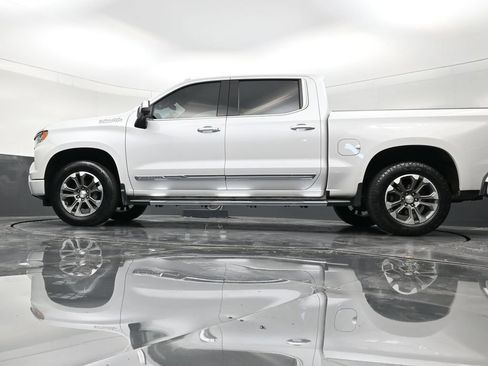 Used 2024 Chevrolet Silverado 1500 High Country AWD/4WD image 21
