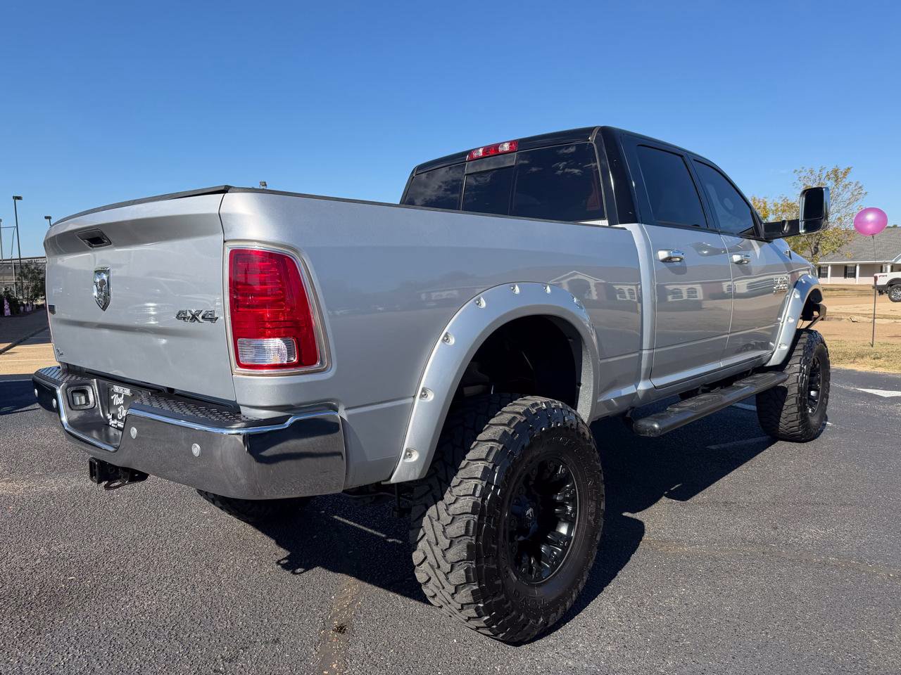 Used 2016 RAM 2500 Laramie AWD/4WD image 6
