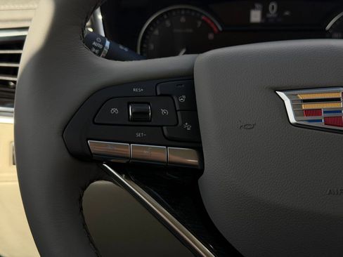 New 2025 Cadillac XT6 Premium Luxury w/ LPO, Floor Liner Package image 15