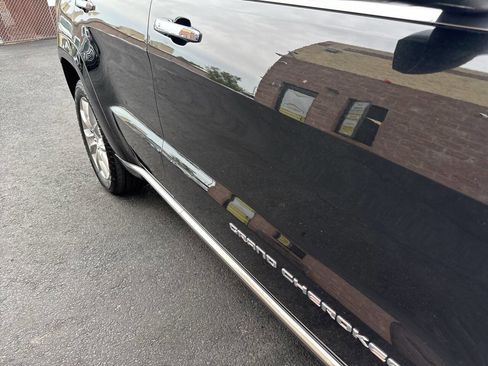 Used 2014 Jeep Grand Cherokee Summit image 16