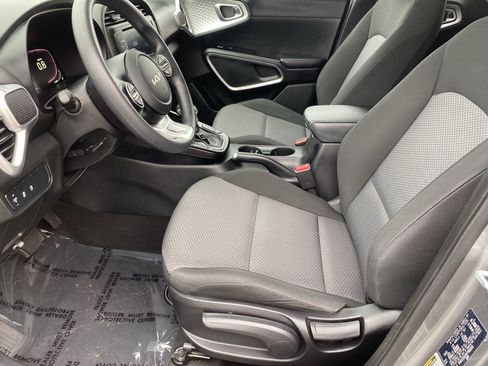 Used 2023 Kia Soul LX w/ Option Group 015 image 15