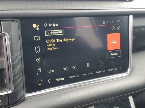 Used 2023 GMC Yukon Denali w/ Denali Reserve Package image 19