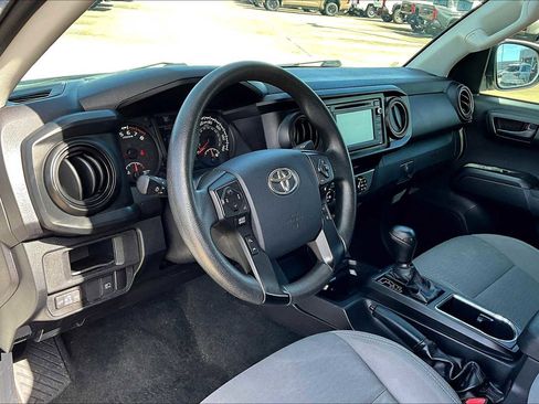 Used 2019 Toyota Tacoma SR5 image 18