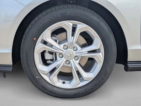 New 2026 Honda Accord LX image 10