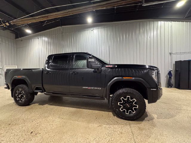 Used 2025 GMC Sierra 2500 AT4X AWD/4WD image 5