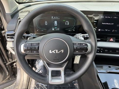Used 2023 Kia Sportage LX AWD/4WD image 23