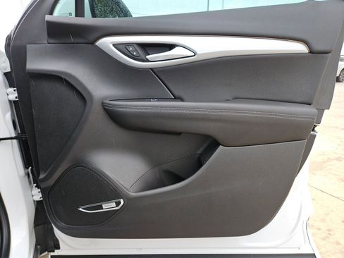 Certified 2025 Buick Envision Avenir AWD/4WD image 29