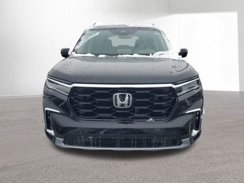 New 2025 Honda Pilot Touring image 16