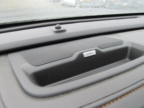 Used 2022 GMC Canyon AT4 image 15