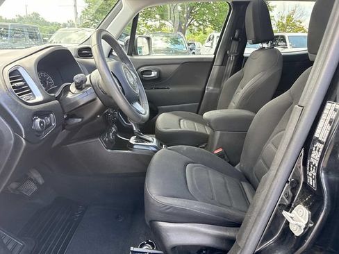 Used 2020 Jeep Renegade Latitude w/ UConnect 8.4 Nav Group AWD/4WD image 18