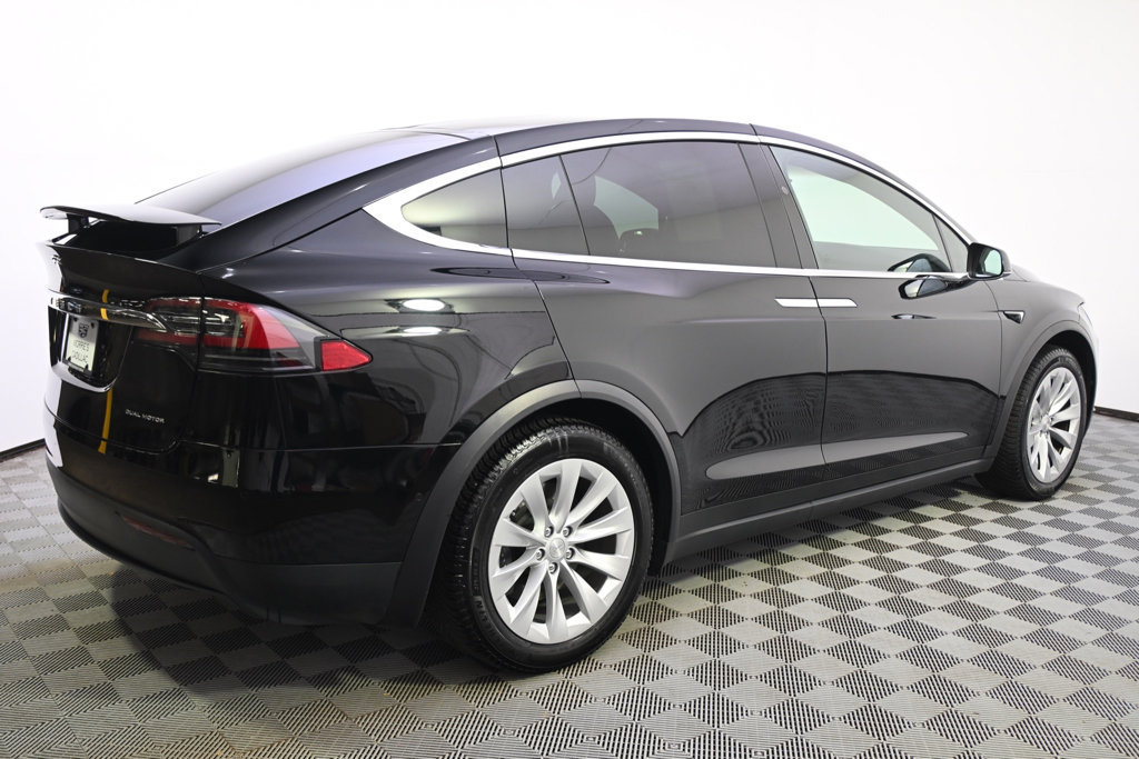 Used 2020 Tesla Model X Long Range AWD/4WD image 7