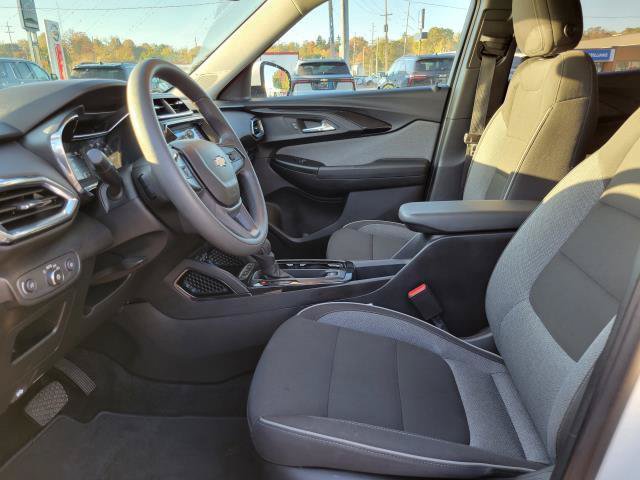 Used 2023 Chevrolet TrailBlazer LT w/ Convenience Package AWD/4WD image 8
