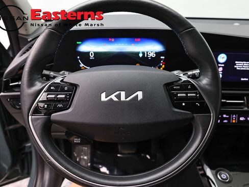Used 2023 Kia Niro Wind w/ Wind Preserve Package FWD image 10