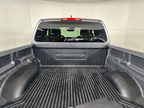 Used 2024 Nissan Frontier SV image 26