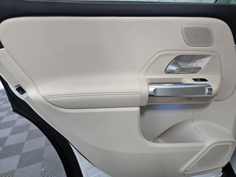 New 2026 Mercedes-Benz GLB 250 GLB 250 image 19