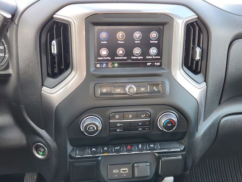 Used 2022 Chevrolet Silverado 1500 Custom RWD image 17
