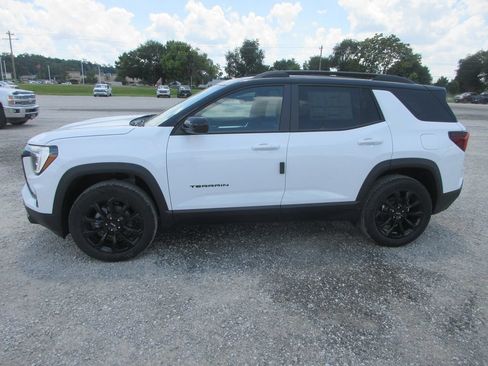 New 2027 GMC Terrain Elevation w/ Elevation Premium Package FWD image 7