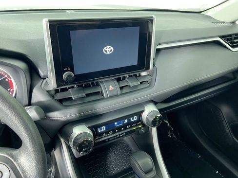 Used 2025 Toyota RAV4 XLE image 24