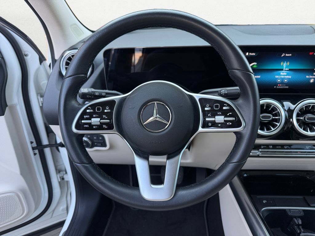 Certified 2022 Mercedes-Benz GLA 250 w/ Premium Package Lite image 12