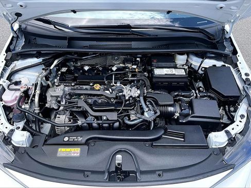Used 2025 Toyota Corolla LE FWD image 30