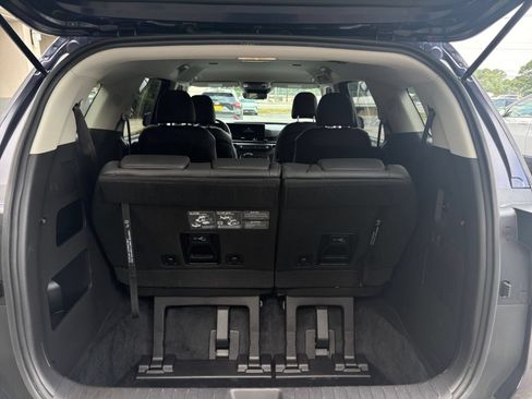 Used 2026 Kia Carnival FWD image 29