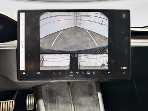 Used 2023 Tesla Model S AWD/4WD image 13